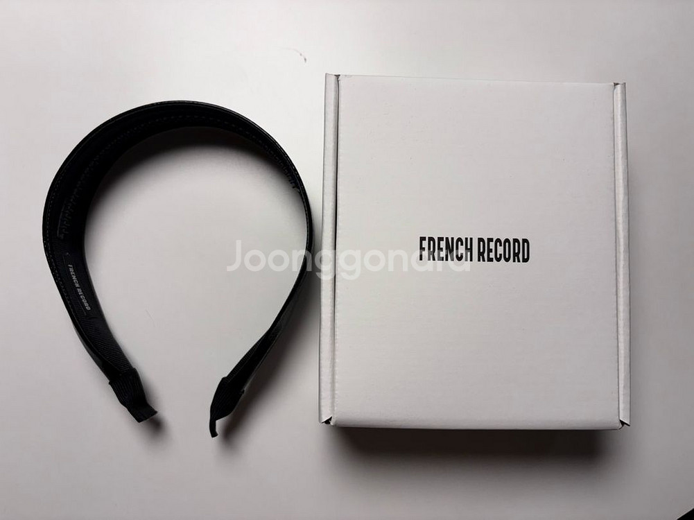 프렌치레코드 NAPLAK LEATHER HAIRBAND--3