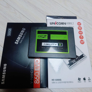 삼성 860 EVO 등 SSD 3개와 외장 케이스