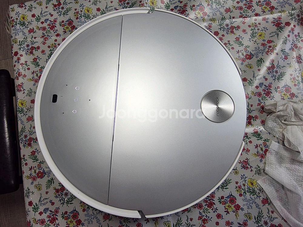 로보락 S9 MaxV Ultra 로봇청소기 판매합니다.--2