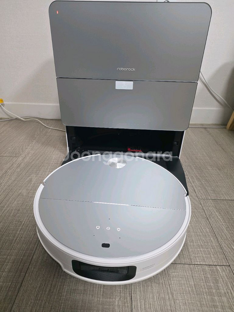 로보락 S9 MaxV Ultra 로봇청소기 판매합니다.--1