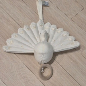 노키모어 공작새 뮤직모빌