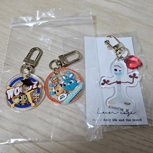 키링, 그립톡, 스마일꽃 (정품) = 택포 1만