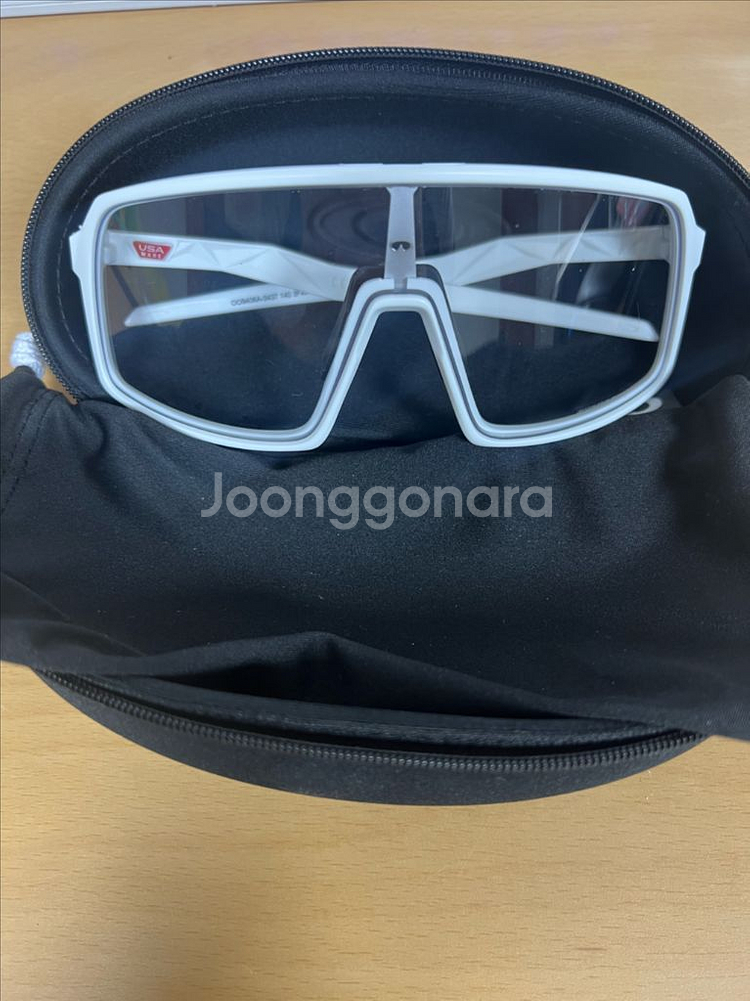 오클리선글라스변색렌즈 9406모델 팝니다--0