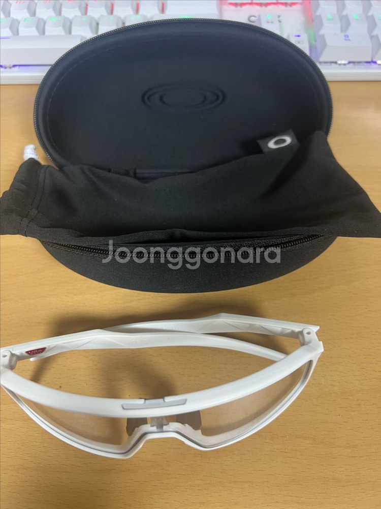 오클리선글라스변색렌즈 9406모델 팝니다--1