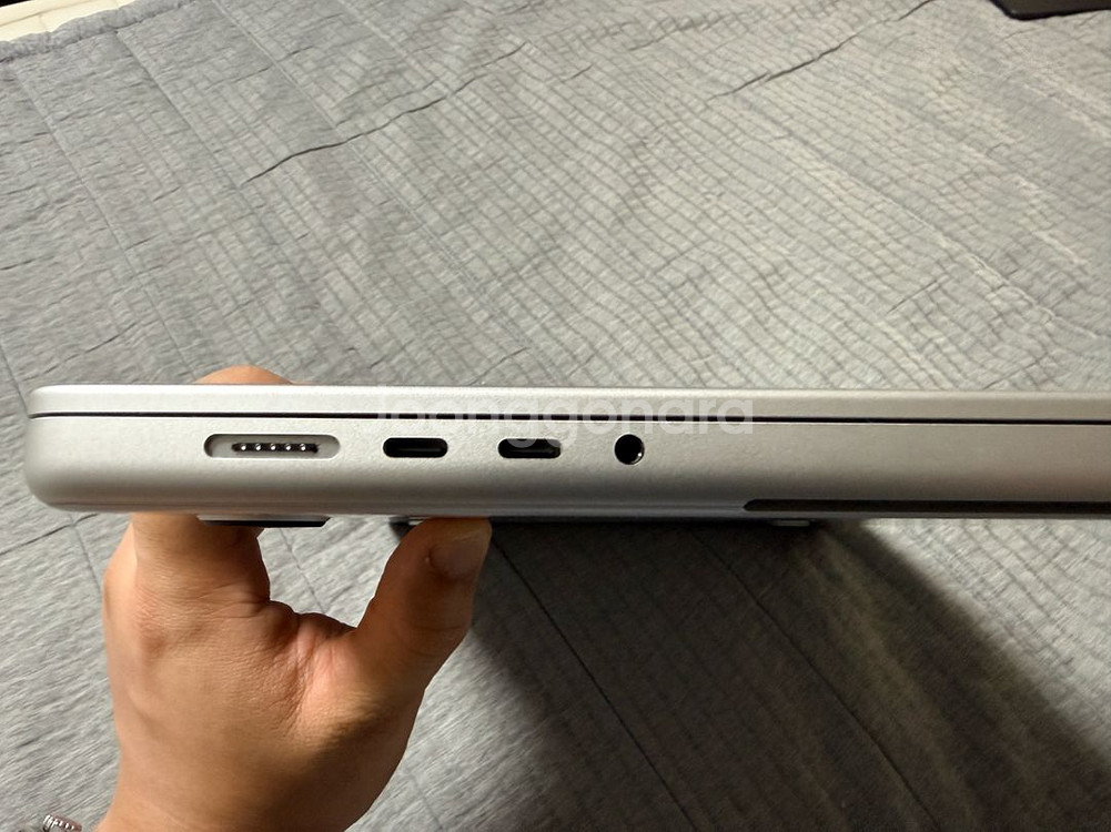 맥북프로 M2 16인치 32GB 1TB(애플케어 포함)--7
