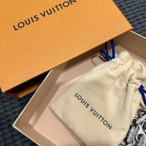 루이비통 모노그램 팔찌