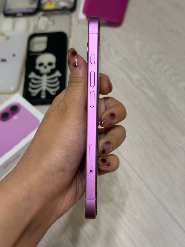 아이폰16 핑크 256 + 정품케이스--4