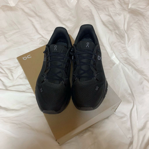 온러닝 클라우드 틸트 이클립스 블랙 230