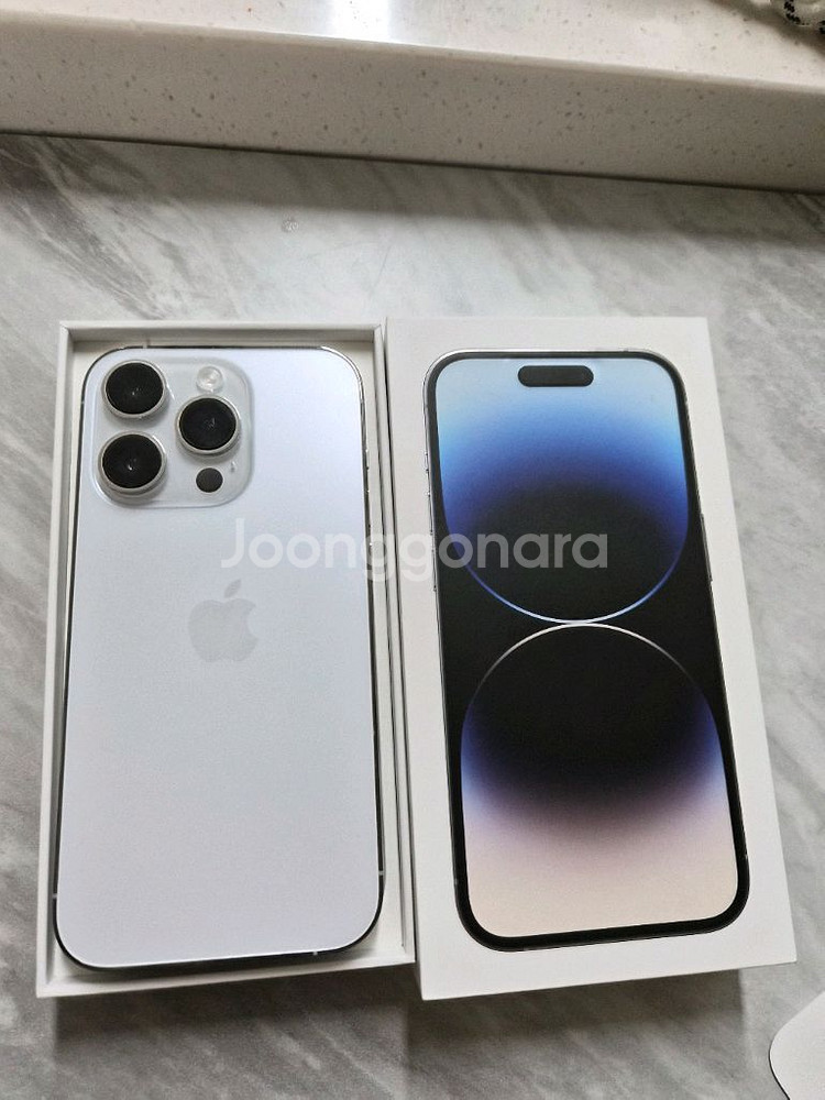 아이폰 14 프로 실버 256GB 풀박스 + 케이스 3--0