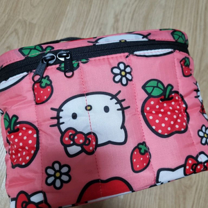 바쿠 baggu 산리오 키티 보냉백 런치박스