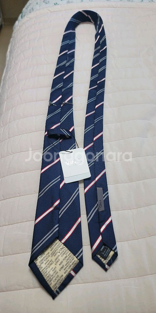 VINO 네이비 스트라이프 넥타이 새상품--1