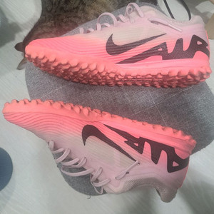 나이키머큐리얼베이퍼15프로tf 260