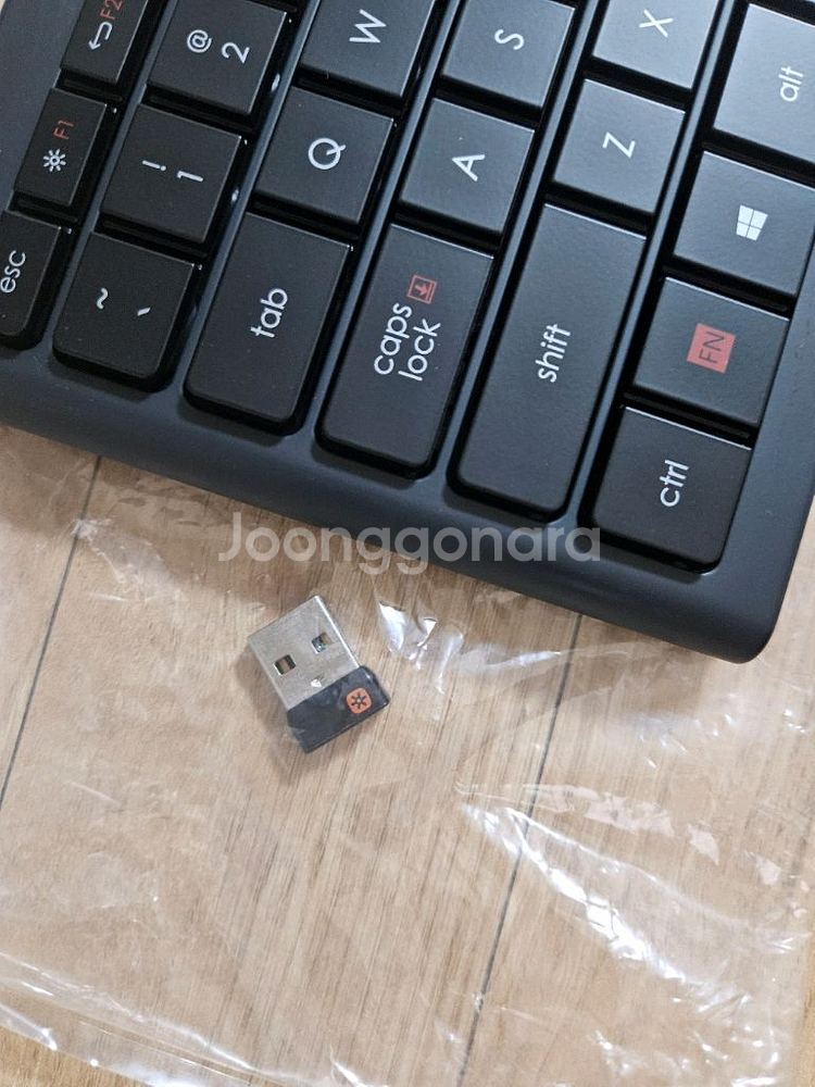 로지텍 블루투스 키보드 k830--5