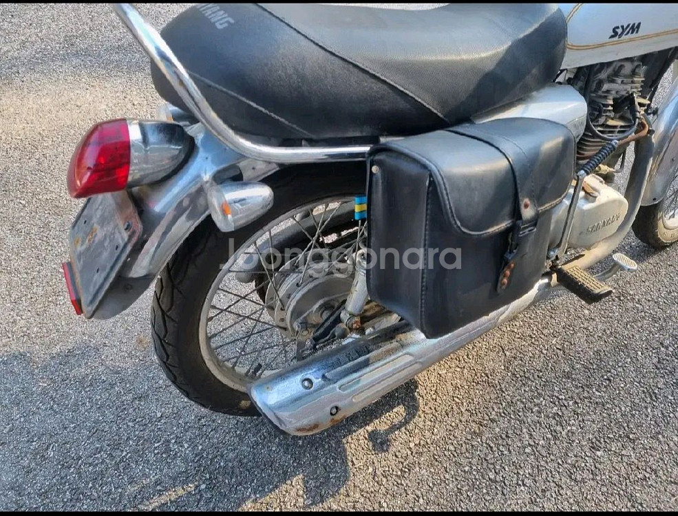 16년 울프125 sym 2388km 순정상태 a급--4