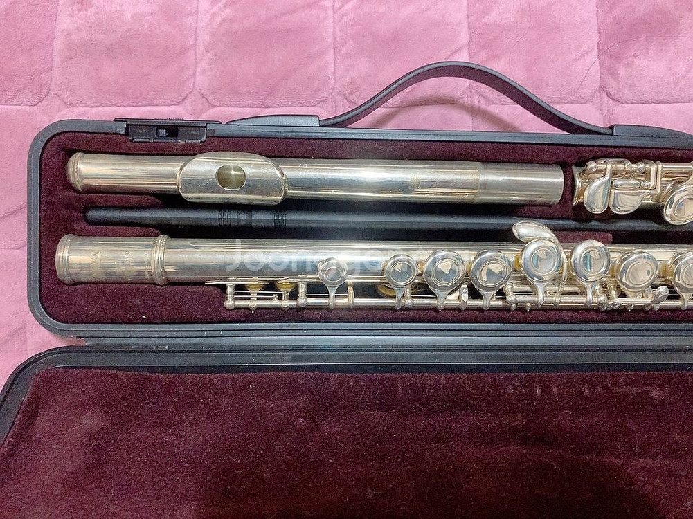 야마하 YFL-221 플루트 (악보대 삼각대 포함)--2