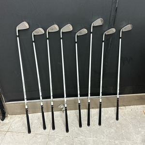 파운더스 클럽 골프채 저렴하게 팔아요