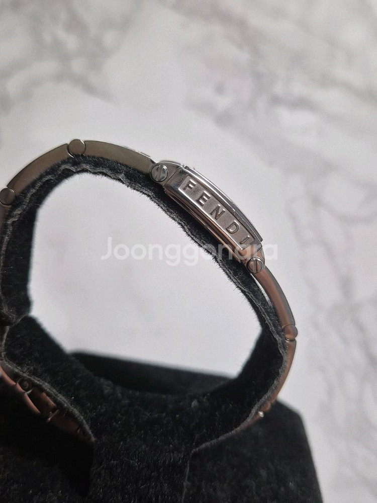 펜디 자개다이얼 팔찌시계--4