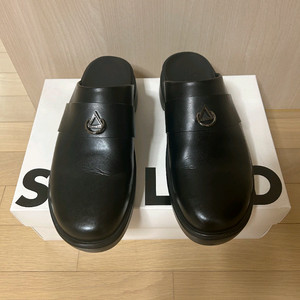 솔리드옴므 로퍼