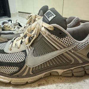 나이키 줌 보메로 5