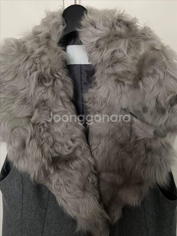 새제품)enc 양털모피 울 집업베스트--3