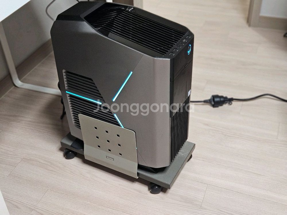 에일리언웨어 데스크탑PC i7 8700 24gb--2
