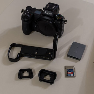 니콘 Z7 ii 바디 및 기타 악세 세트