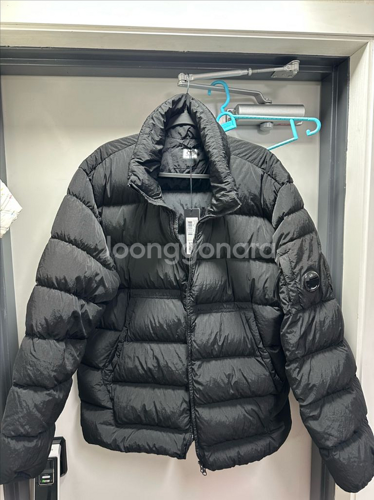 CP컴퍼니 24fw 크롬R 패딩 블랙 54 XXL--0
