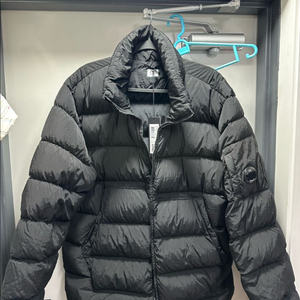 CP컴퍼니 24fw 크롬R 패딩 블랙 54 XXL
