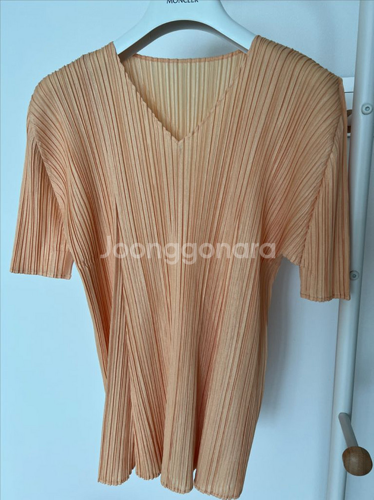 22년 4월 플리츠플리즈 멜로우탑 21만 최종가격--6