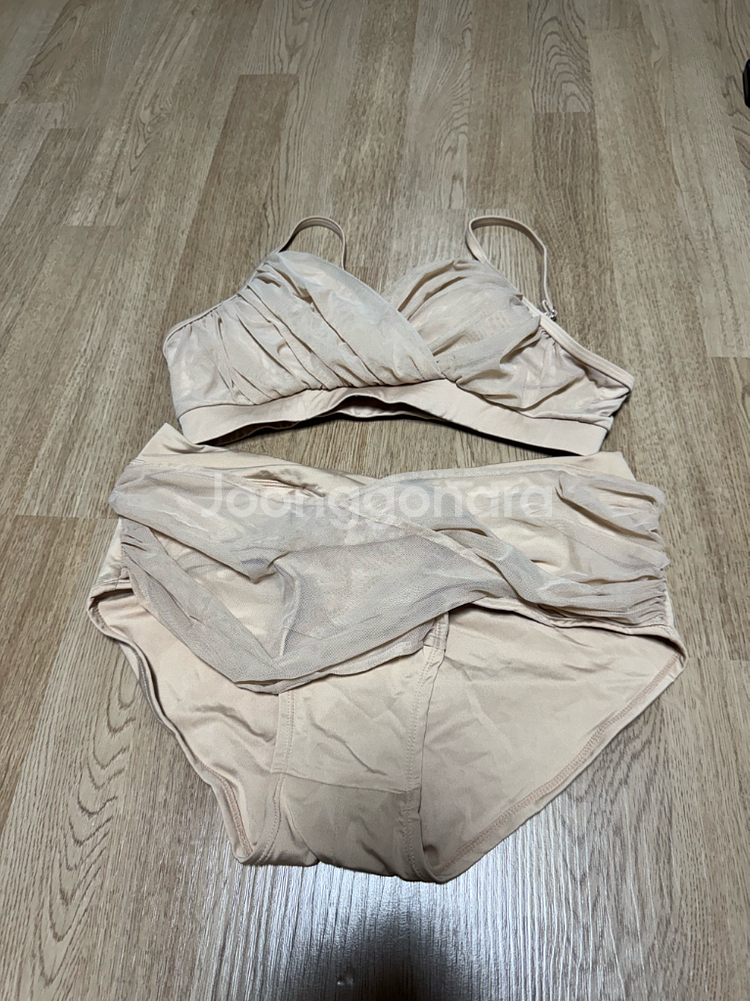 핫한폴웨어 비너스 셔링탑, 로우쇼츠 세트--0