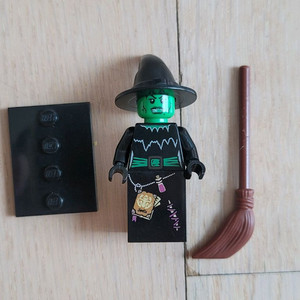 레고 시즌2 마녀 미니피규어