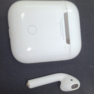 에어팟2세대 한쪽 팝니다 이미지