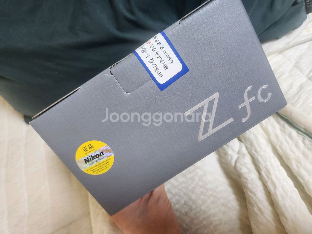 니콘 zfc 미개봉 새상품 팝니다.--0