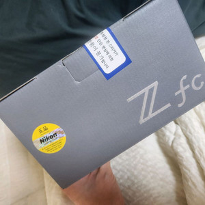 니콘 zfc 미개봉 새상품 팝니다.