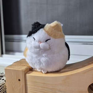 히게만쥬 어뮤즈 얼룩 고양이 인형 키링