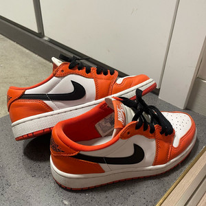 나이키 조던 1 로우 OG 스타피쉬 220mm