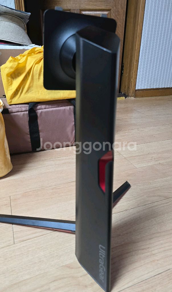 LG 울트라기어 모니터 스탠드--1