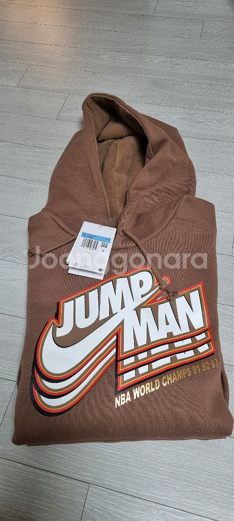 (택달린 새제품) 나이키 조던 후두티 판매합니다--1