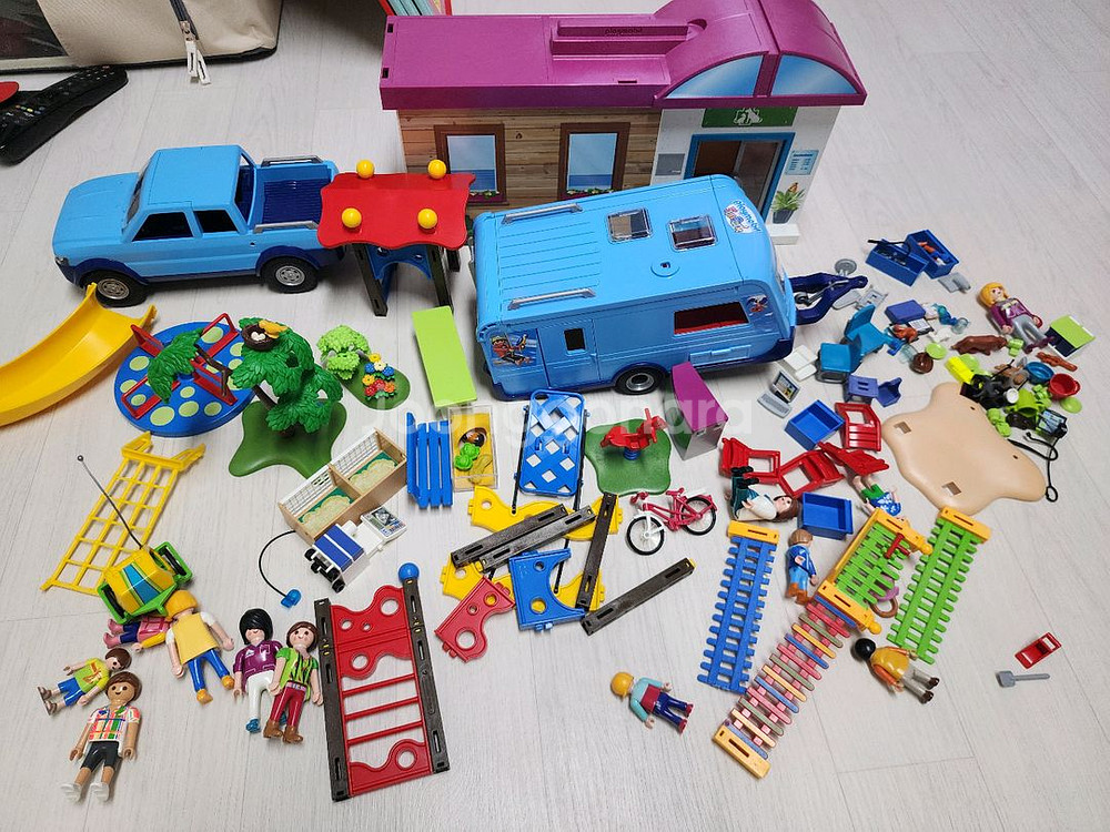 플레이모빌 9502, 70146, 5568--3