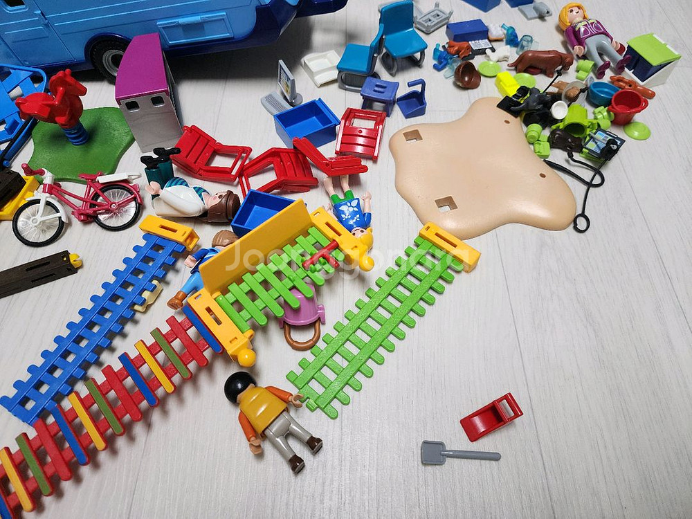 플레이모빌 9502, 70146, 5568--4