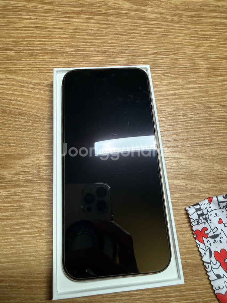 아이폰 16프로맥스 데저트티타늄 256GB 팝니다--0