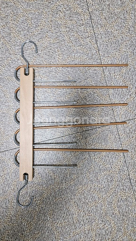 바지걸이 2개--0