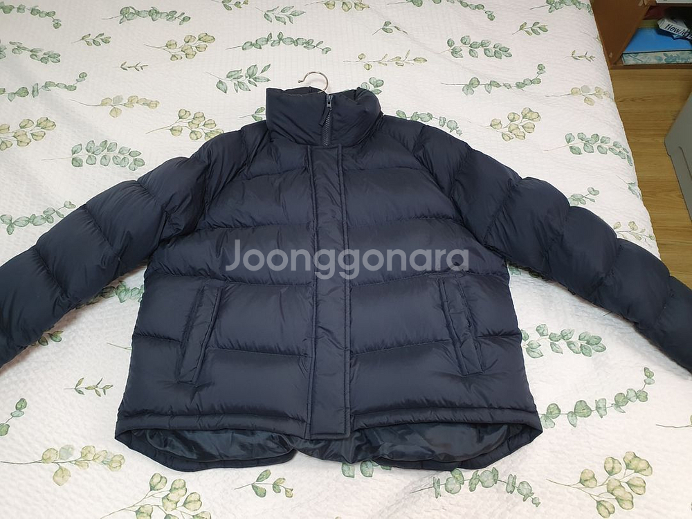 유니클로 공용 JW앤더슨 숏패딩 다운 점퍼--1