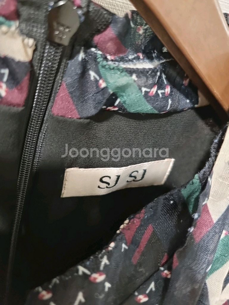 한섬SJSJ 패턴 플리츠 원피스--3