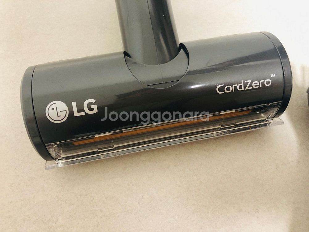 LG코드제로A9 침구청소기+다용도청소기 키트 새것--2