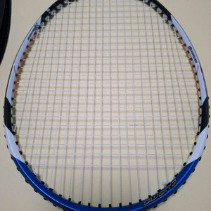 빅터 브레이브 소드 12 4U 배드민턴 라켓