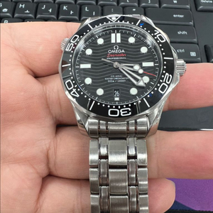 23년 오메가 씨마300 민트급