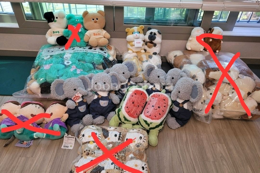 인형뽑기 인형 중형~중대형 대량팝니다--1