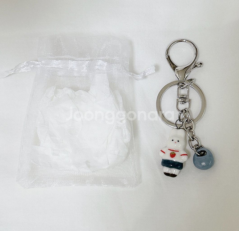 플로디 스튜디오 토끼 룩북 키링--6