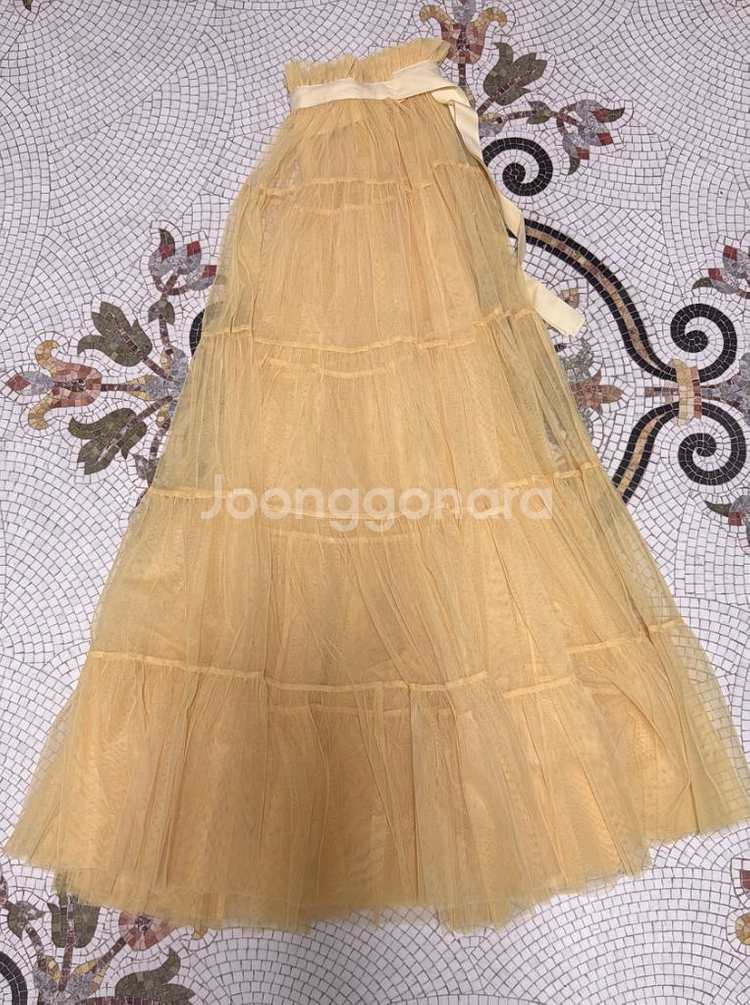 코스모폴리탄줄라이 튤스커트 세트--6